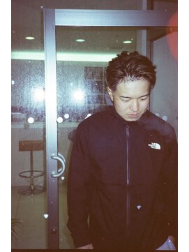 ヘアーコンセプト アイアイオ(HAIR CONCEPT iio) ナチュラルオールバック