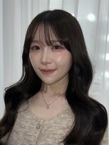 ヘアサロンJ くすみコーラルピンクで大人っぽい韓国メイク