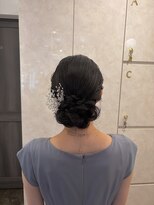 マリエプレシャスサロン(Marie Precious Salon)&nbsp;ふんわり上品シニヨン