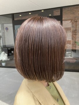 ラゾ(LAZO) パツっとボブ