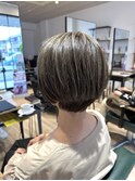 ショートヘアハーフハイライト