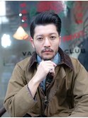 七三刈り上げアッシュブラックビジネスメンズカット