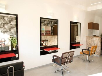 ヘアースタジオ アンプ(hair studio Amp)の写真/髪の悩みを解決したい方に。髪と頭皮の健康を本気で考えた施術が◎丁寧なカウンセリングで理想を実現☆