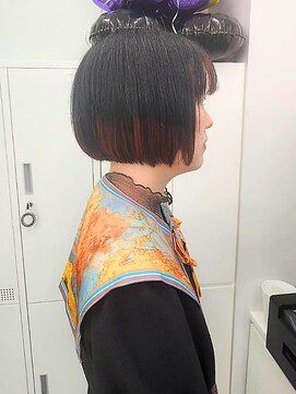 エニフォーイーストハム(Eni for eastham) 切りっぱなしボブ/エンドカラー/オレンジカラー