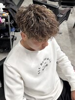 イーラ(era) バロックパーマメッシュ茶髪ツーブロックマッシュ