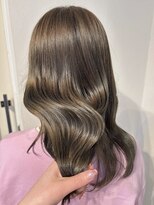 アンニュ(annuy)&nbsp;Instagram/annuy__o0 顔まわりカット/オリーブカラー／韓国巻き