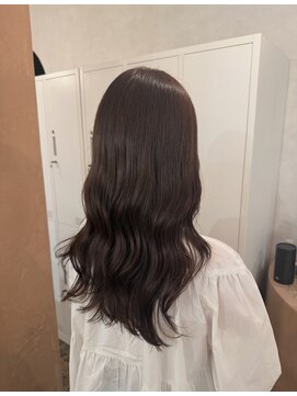 ユッカ 梅田(YUCCA) 【 YUCCA 】大人可愛い20代30代/アッシュベージュ