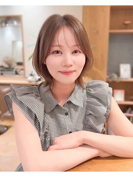 ルエ(rue) ショートレイヤー×ショートカット×前髪あり 20代30代40代50代