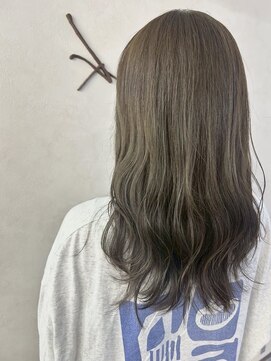 オリーブ/オリーブグレージュ/カーキ/ミディアム/30代/20代