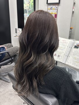 アルター(aL ter) 【黒髪/クラゲヘアー/オリーブグレー/小顔/鎌取/林愛華