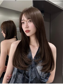 ジーナ 新宿(Zina) モカブラウン×レイヤーカット
