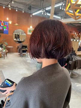 チャプター 問屋町(chapter) ミニボブワインレッド髪質改善ケアブリーチパツっとボブ