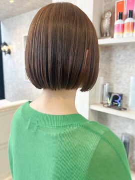 キャアリー(Caary) 福山市美容室Caaryミニボブヘアツヤっとスッキリミニボブ