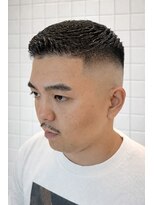 ゼロスバーバー(0's BARBER SHOP)&nbsp;スキンフェード/アイロンパーマ/バーバースタイル/短髪ショート