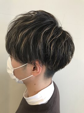 ジップ 緑店(zip) メンズハイライトマッシュパーマ×20代垢抜けヘア