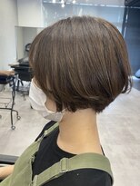 ウノ 若葉台(UNO) 大人丸みショート/グレージュカラー