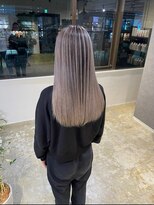 メリー オオサカ(Merly Osaka)&nbsp;バレラインに見惚れる_アッシュベージュ バレイヤージュ_