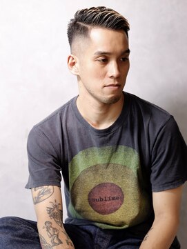 エムスラッシュ 横浜元町店(M.SLASH) フェード/グラデーションカラー/バイカラー/ハイライト/元町