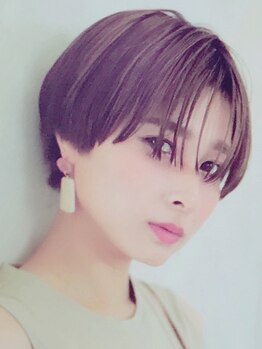 丁寧なカウンセリングと再現性の高いカット技術で、理想のヘアスタイルが叶う◎"なりたい"をお聞かせ下さい