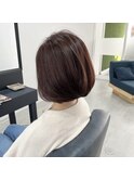 ピンクベージュ