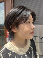 スタイル(STYLE)&nbsp;伸ばしかけヘア　イヤリングカラー　シルバーブルー