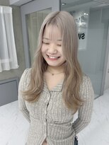 スウィープ(sweep)&nbsp;ケアブリーチ/ダブルカラー/ホワイト/ハイトーンカラー/天神