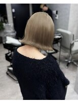 メゾンイロ(Maison I.R.O+)&nbsp;30代40代外ハネボブ中明度ミルクティー