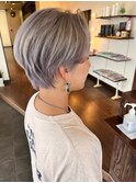 10代20代ハイトーンショート