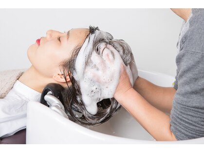 エル バイ ゼノン ビューティー(L by ZENON BEAUTY)の写真