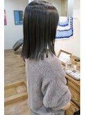 ぱつっと外ハネボブとアッシュベージュ