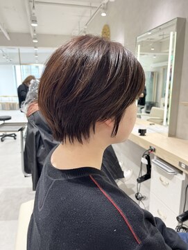 アッシュ 浜田山店(Ash) 軽め大人可愛いショート
