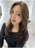 ハイライトカラーミルクティーベージュレイヤーカット