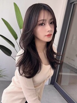 ソヨン 栄2号店(SOYON) 似合わせカット/ダークアッシュ/ミディアムレイヤーカットb56