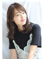 シロフイケブクロ(shirof ikebukuro)&nbsp;ゆるふわ×無造作ウェーブ  【albero 小原千佳】