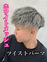 ルースト 心斎橋店(ROOST) MEN’S HAIR/サーフカール/刈り上げセンターパート/心斎橋