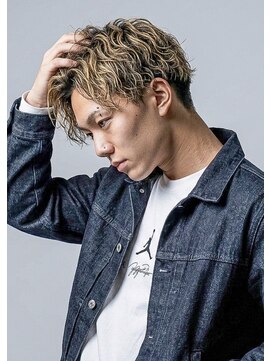 レボ 片町店(Revo) 金メッシュ×縦落ちツイストスパイラル