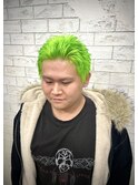 ライムグリーン