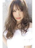 透き通るベージュカラー☆