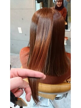 ジールーツ(G-Root's) 酸熱トリートメント