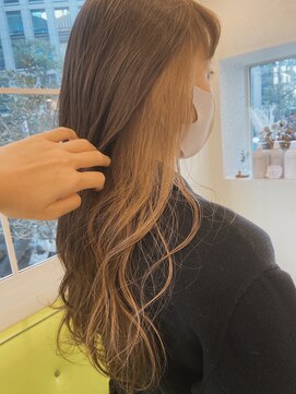 エクリフルール(equri fleur) 【ケアブリーチ使用】インナーベージュ