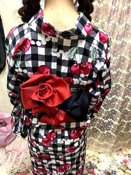 ヘアセットアップス(UP's) めちゃ可愛い浴衣には!オニ可愛いお花の帯アレンジで~♪(^○^)