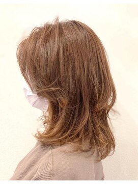 ミーティア バイ クアトロ(Meteor By QUATRO) 韓国風レイヤーミディ