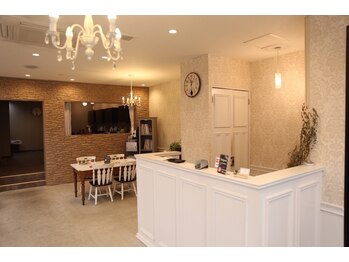 CLOE by LUVISM 新潟駅前店【クロエ バイ ラヴィズム】