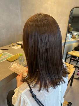 アチーブリス(achieve Liss) ストーレート外ハネミディ 髪質改善ツヤ髪 暗髪ブラウン