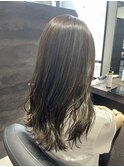 白髪ぼかしハイライトオリーブベージュ×ミントベージュ×ロング