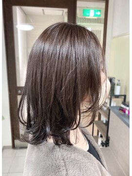 フェリシータ 高槻店(felicita) お顔まわりレイヤー×外ハネスタイル!