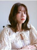シースルーバング　ウェーブヘア　外ハネミディ　マロンブラウン