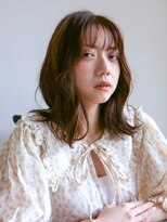 オッジ 西新店(Oggi)&nbsp;シースルーバング ウェーブヘア 外ハネミディ マロンブラウン