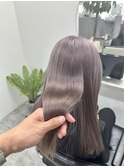 艶のあるラベンダーベージュ