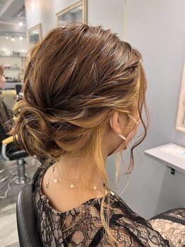 ディレクト 新宿(Direct)の写真/新宿駅徒歩30秒★【巻き下ろし¥2,700～/ヘアセット¥3,300～】長時間崩れにくい、可愛いヘアセットが叶う♪